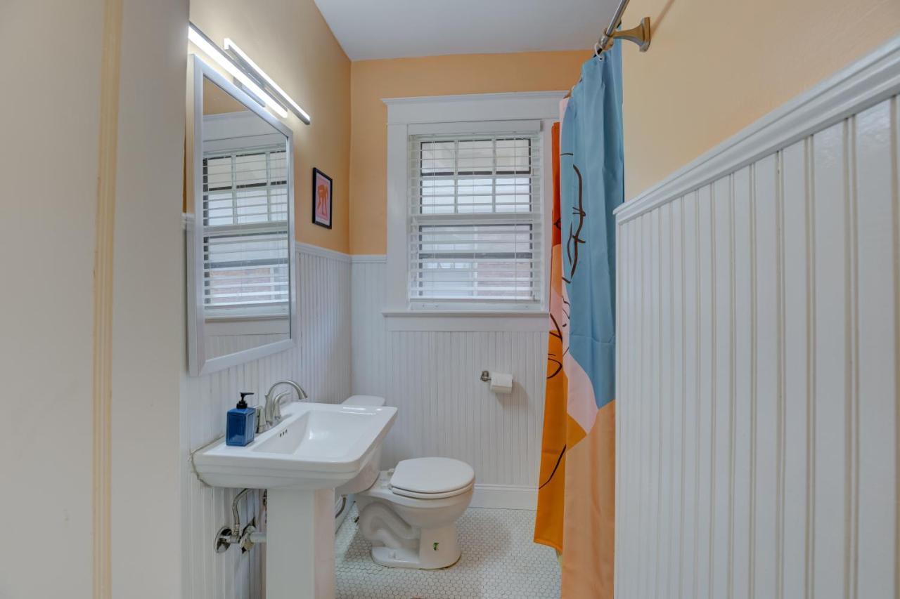 Spacious Bungalow With 6 Beds, Games, And Fire Pit - Close To Beale Street, Bbq, Graceland, & Liberty Bowl Memphis Exteriör bild